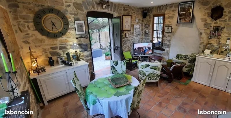 Maison à louer, 90m², Lorgues