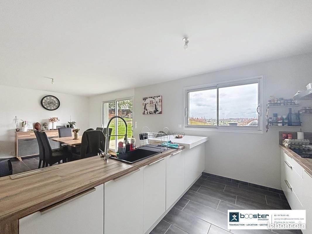 Maison à vendre, 100m², Saint-Yrieix-la-Perche