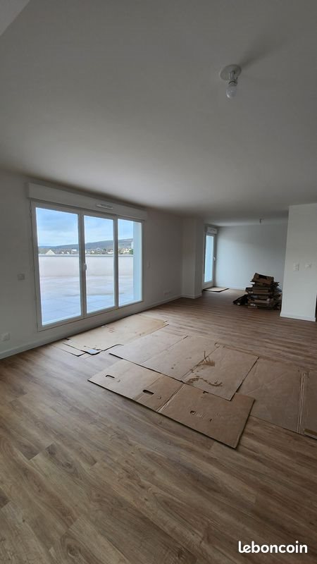 Appartement à louer, 115m², Notre-Dame-de-Bondeville