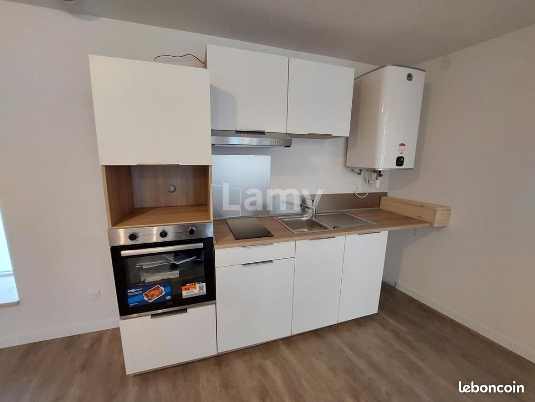Appartement à louer, 46m², Brassac-les-Mines