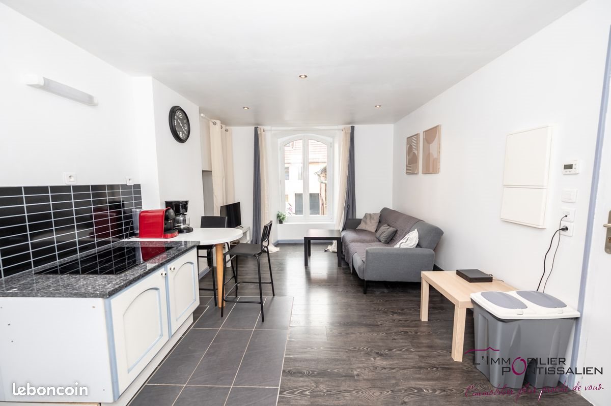 Appartement à louer, 25m², Pontarlier