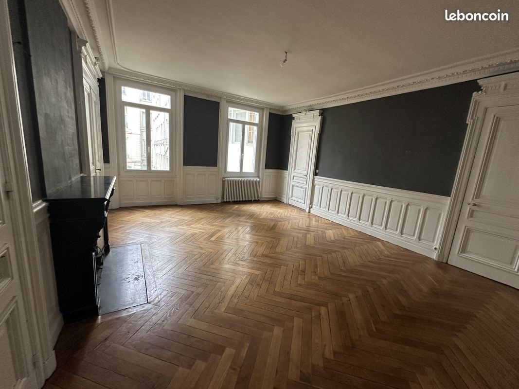 Appartement à vendre, 210m², Saint-Etienne