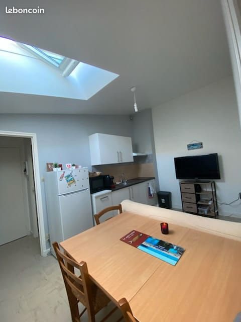 Appartement à louer, 27m², Bourg-des-Comptes