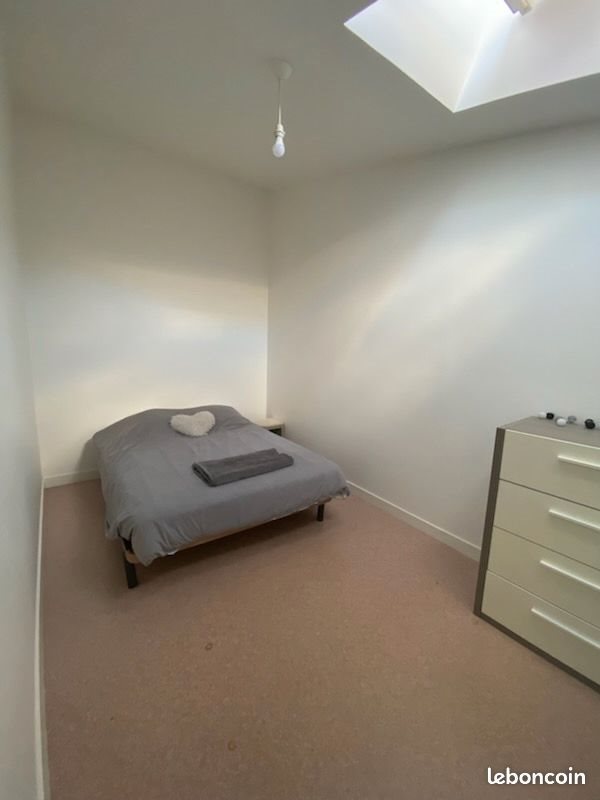 Appartement à louer, 27m², Bourg-des-Comptes