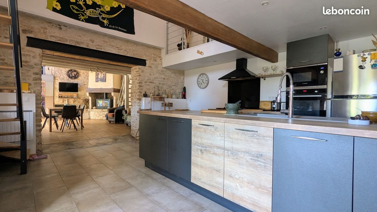 Maison à vendre, 165m², La Crèche