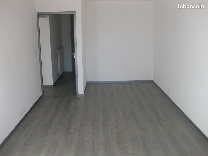 Appartement à louer, 70m², Lure