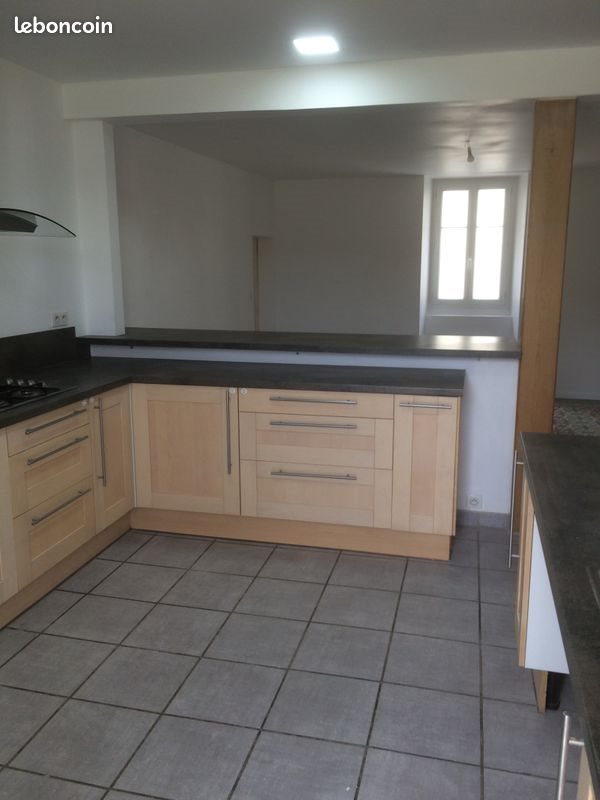Appartement à louer, 100m², Bessèges