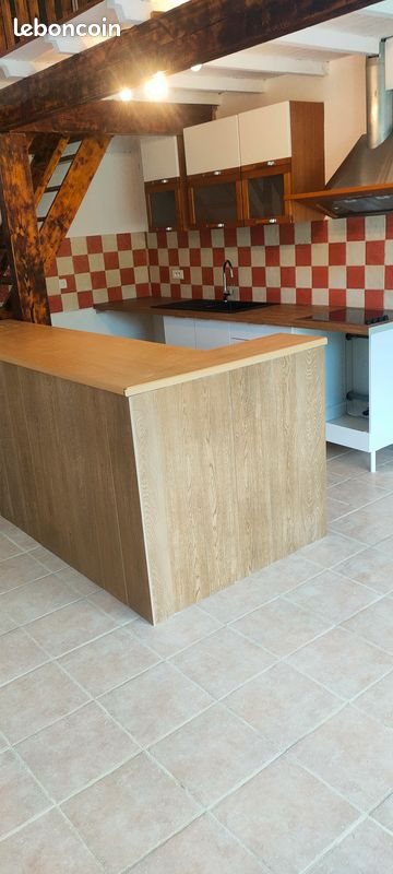 Maison à louer, 80m², Sernhac