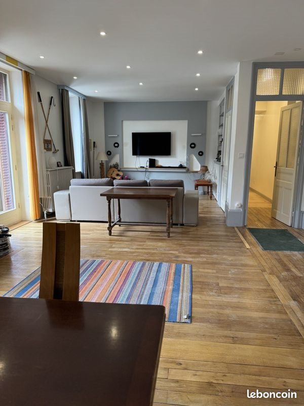 Appartement à vendre, 640m², Tenay