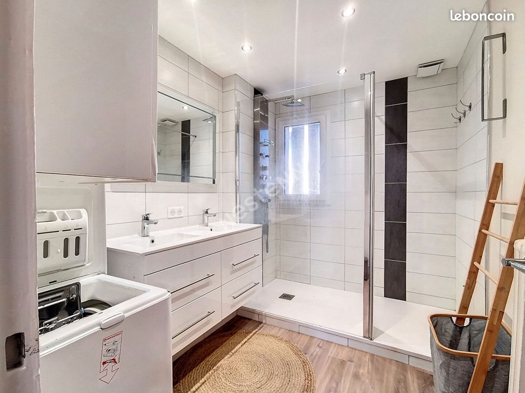 Appartement à louer, 46m², Aurillac