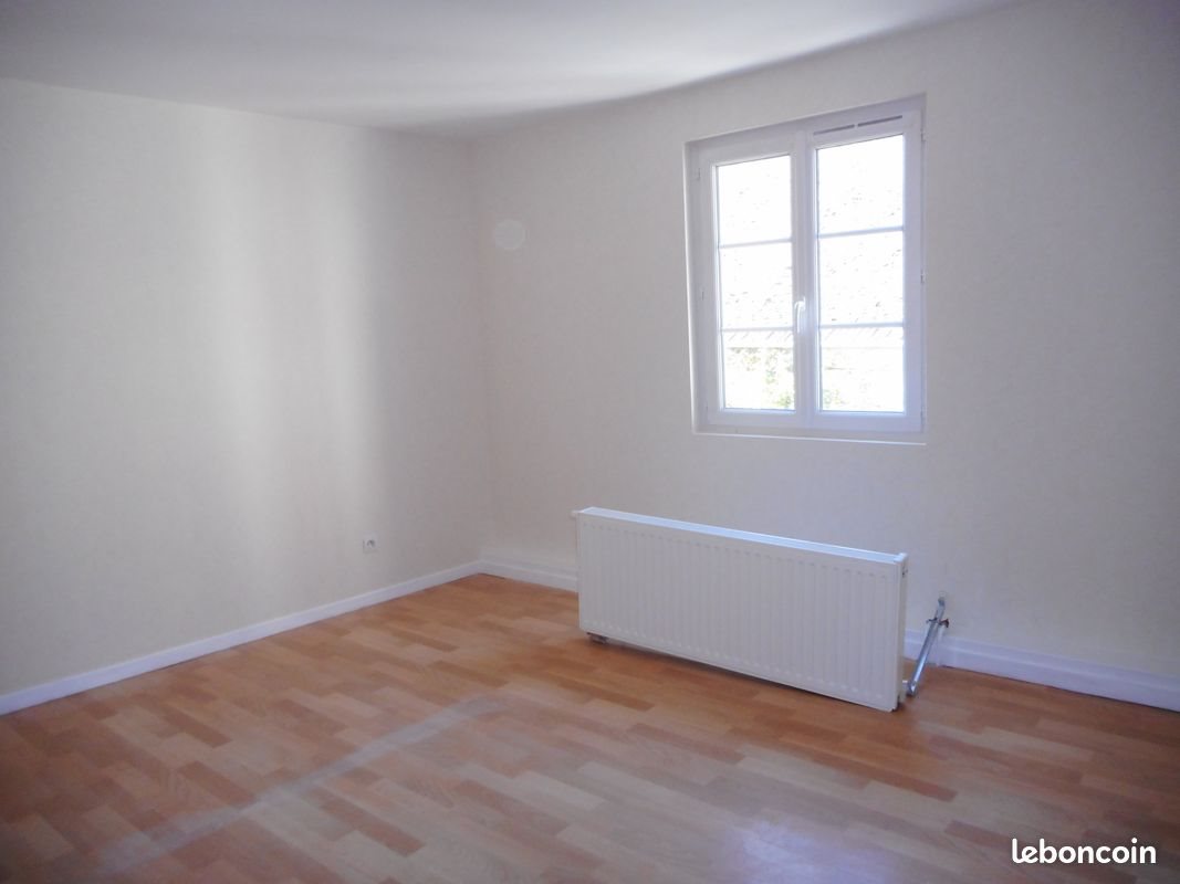 Maison à louer, 90m², Saint-Amand-Montrond