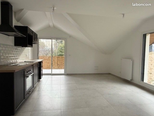 Appartement à louer, 45m², Saint-Baldoph