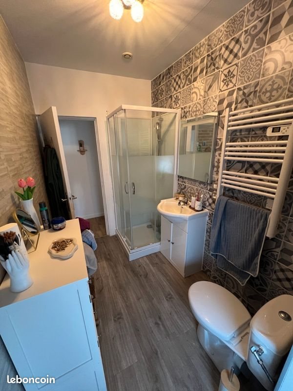 Appartement à louer, 65m², Montsûrs