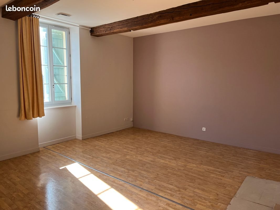 Appartement à louer, 126m², Estipouy