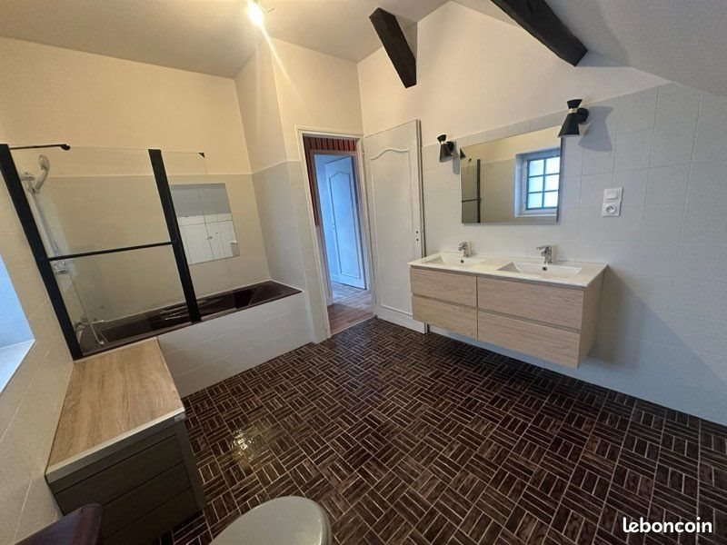 Maison à louer, 110m², Villefranche-sur-Cher
