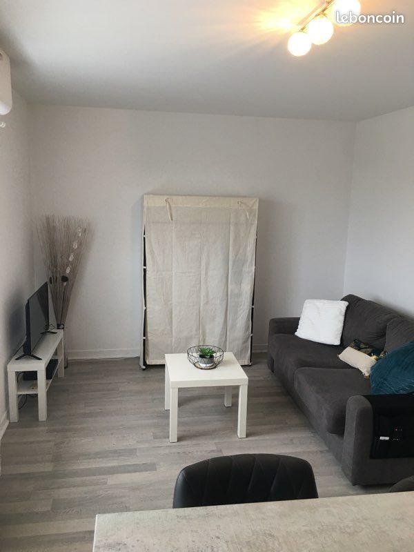 Appartement à louer, 29m², Royan