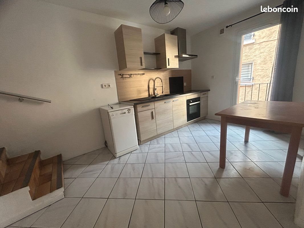 Appartement à louer, 69m², Thuir