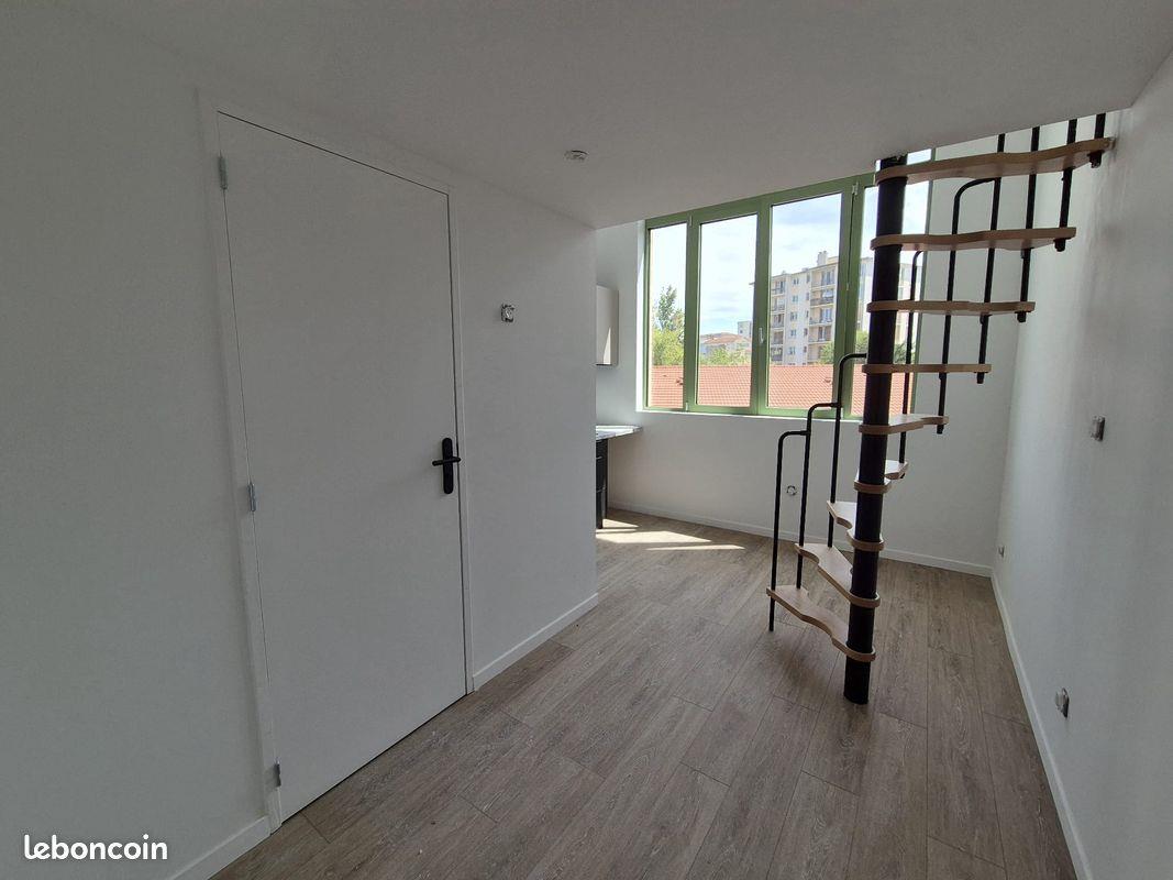 Appartement à louer, 14m², Reims