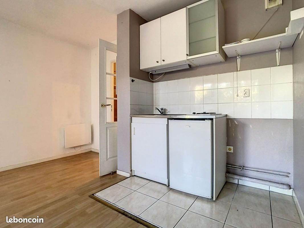Appartement à louer, 25m², Créteil