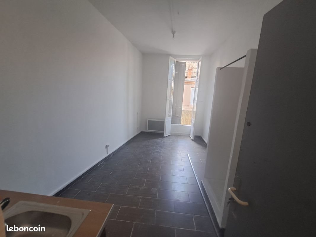 Appartement à louer, 28m², Marseille 16ème