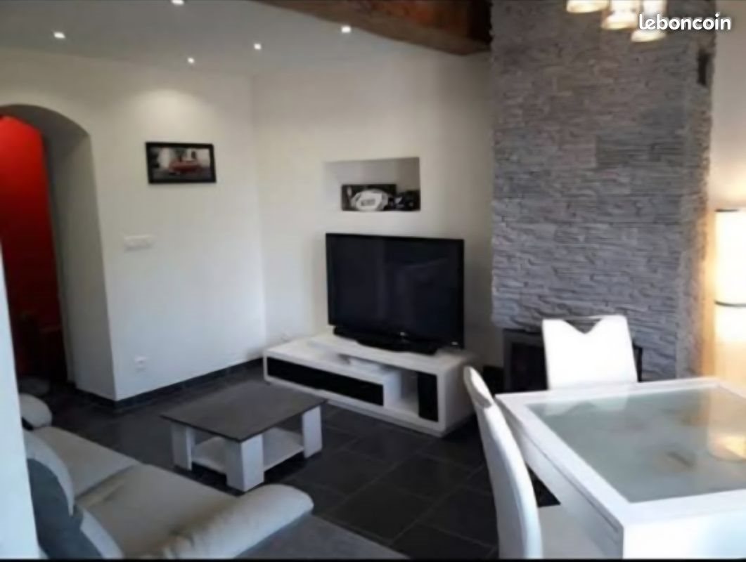 Appartement à louer, 60m², Camps-la-Source