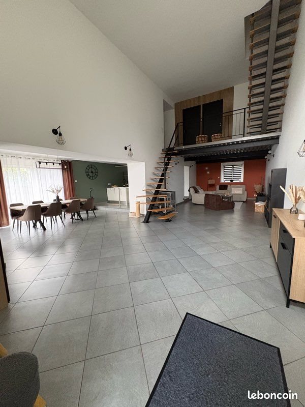 Maison à vendre, 181m², Les Ayvelles