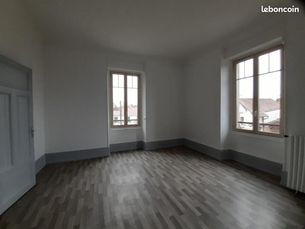 Appartement à louer, 28m², Saint-Sauveur