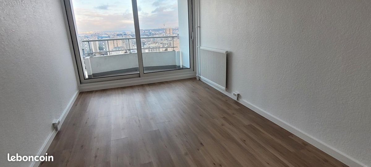 Appartement à louer, 26m², Paris 18ème