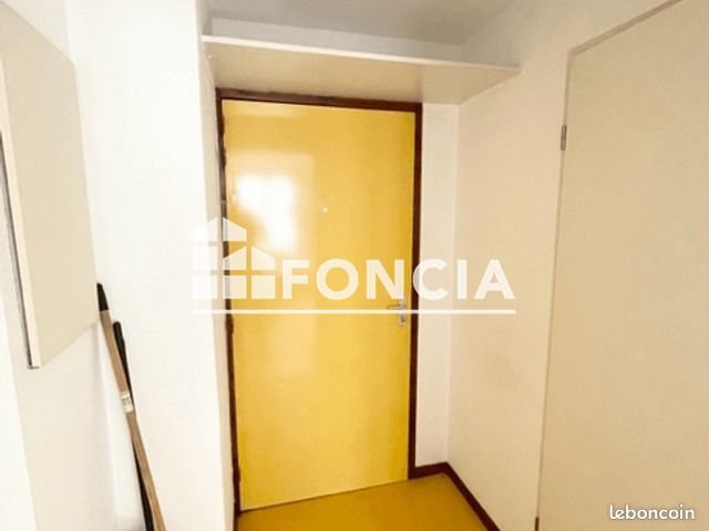 Appartement à louer, 18m², Saint-Etienne