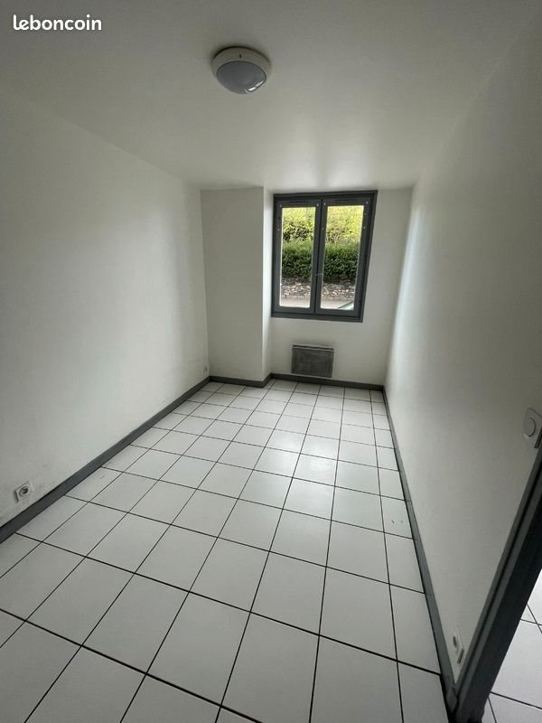 Appartement à louer, 77m², Mauriac