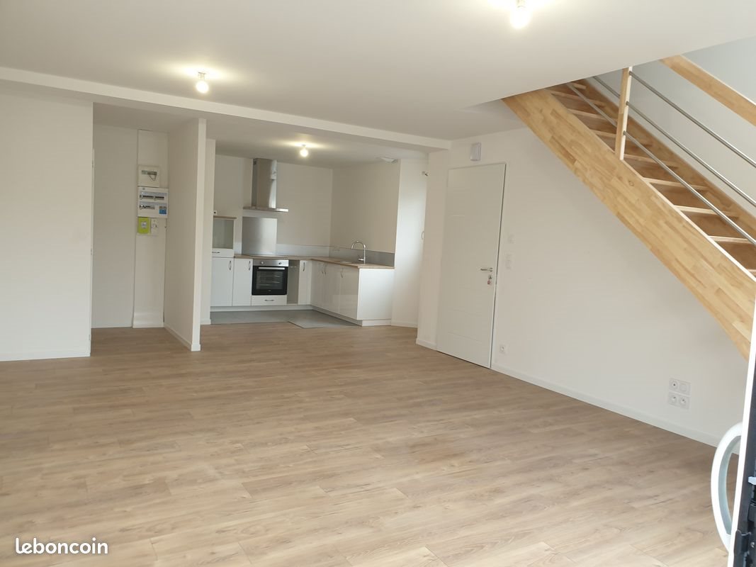 Maison à louer, 80m², Pont-Saint-Martin