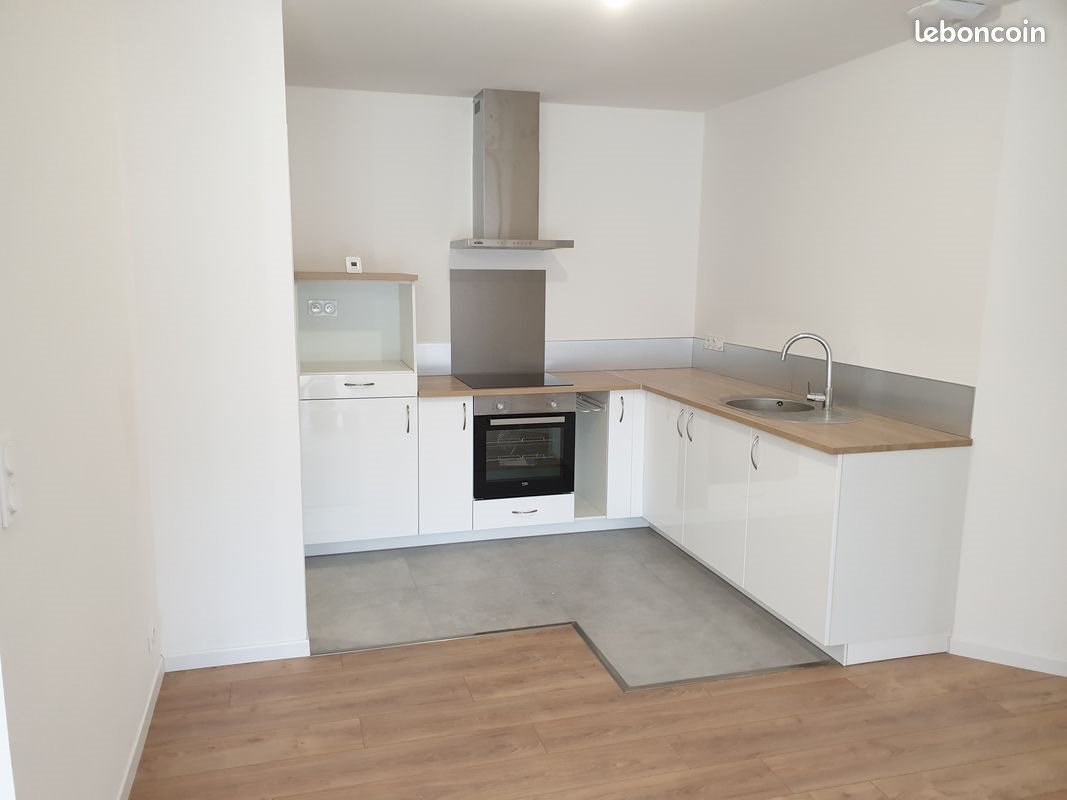 Maison à louer, 80m², Pont-Saint-Martin