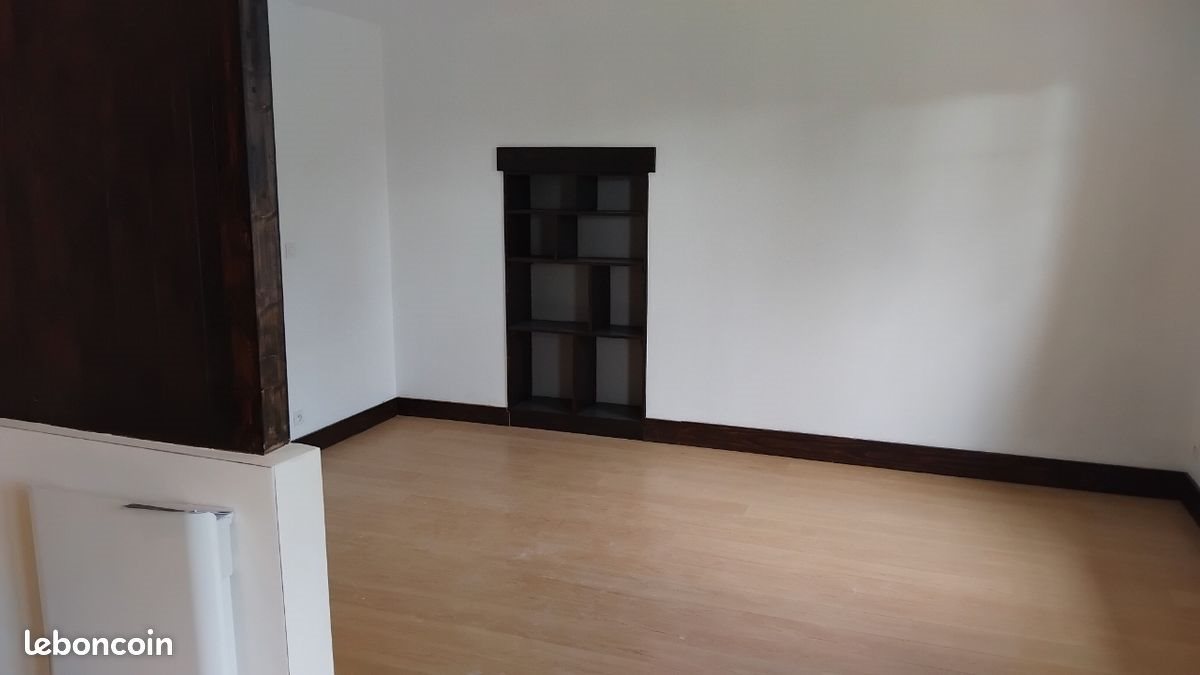 Appartement à louer, 60m², Linars