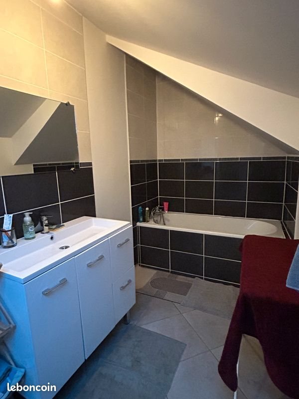 Appartement à louer, 47m², Mer