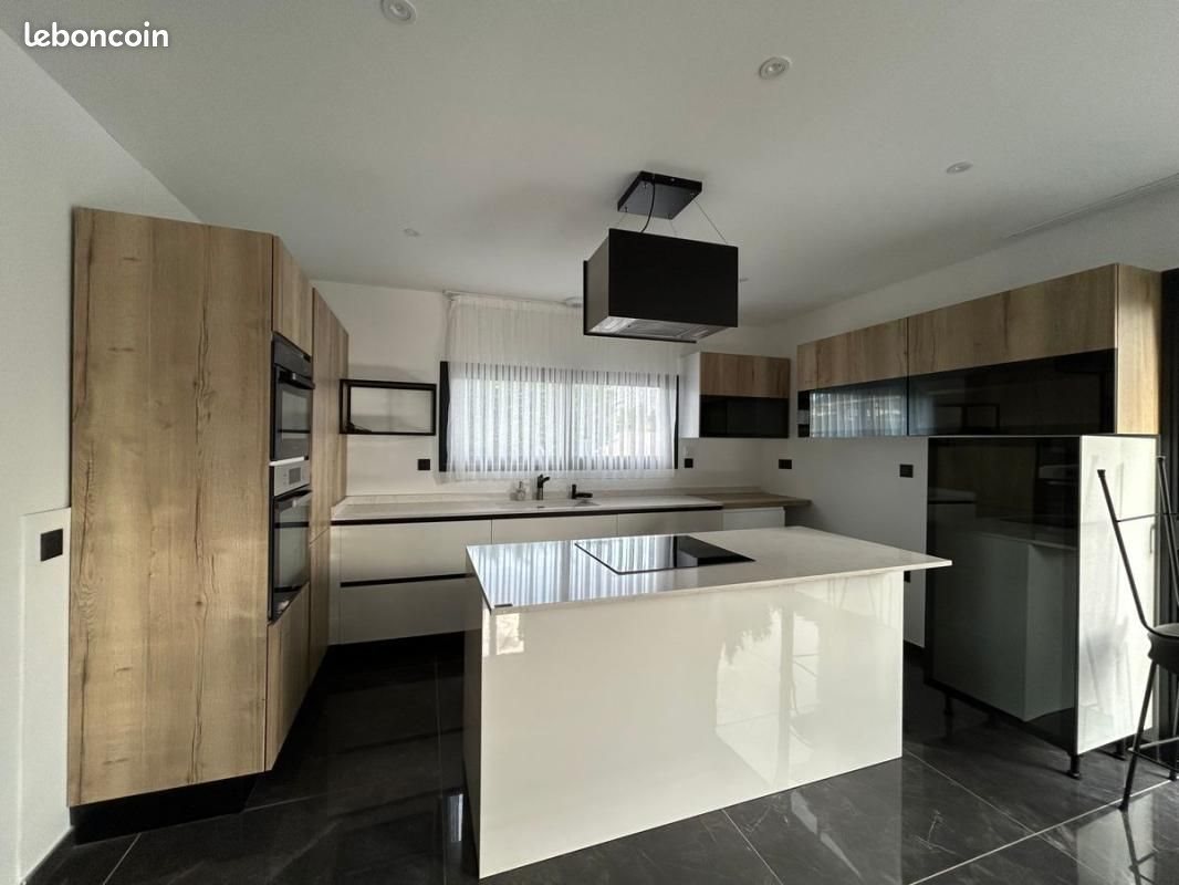 Maison à louer, 115m², Saint-Maurice-l'Exil