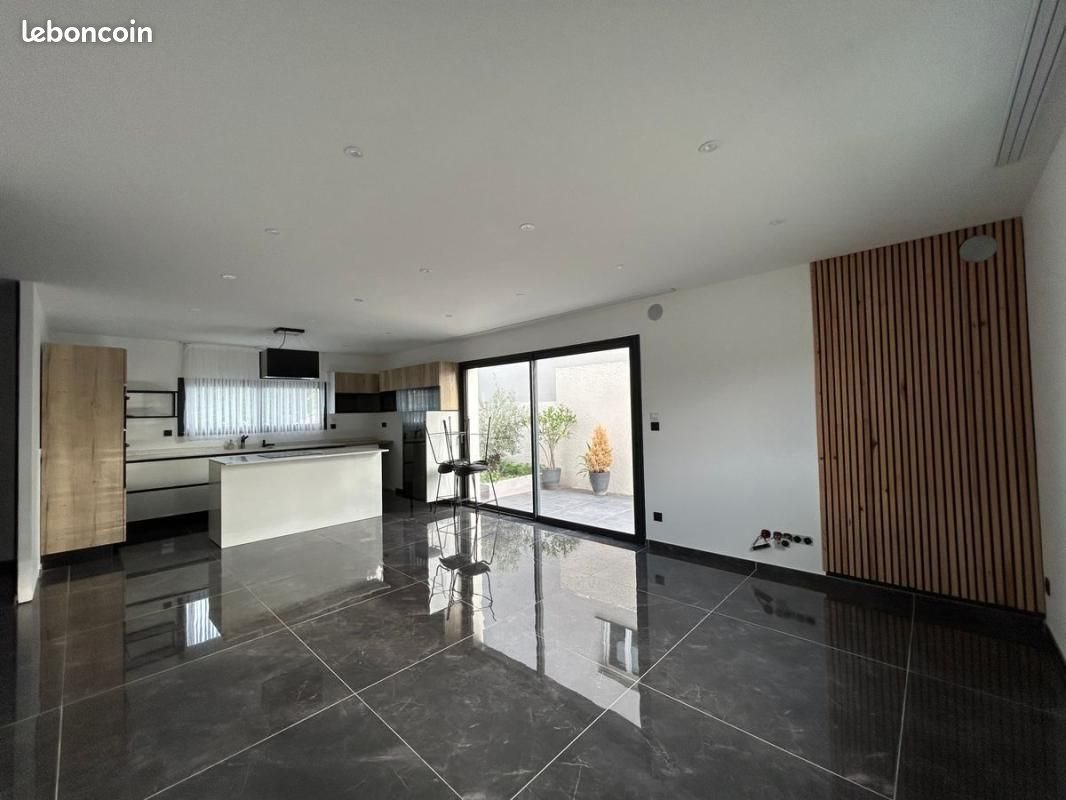 Maison à louer, 115m², Saint-Maurice-l'Exil