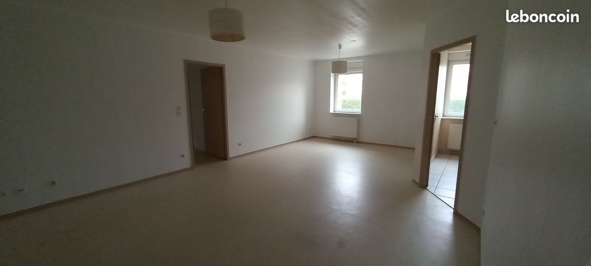 Appartement à louer, 97m², Keskastel