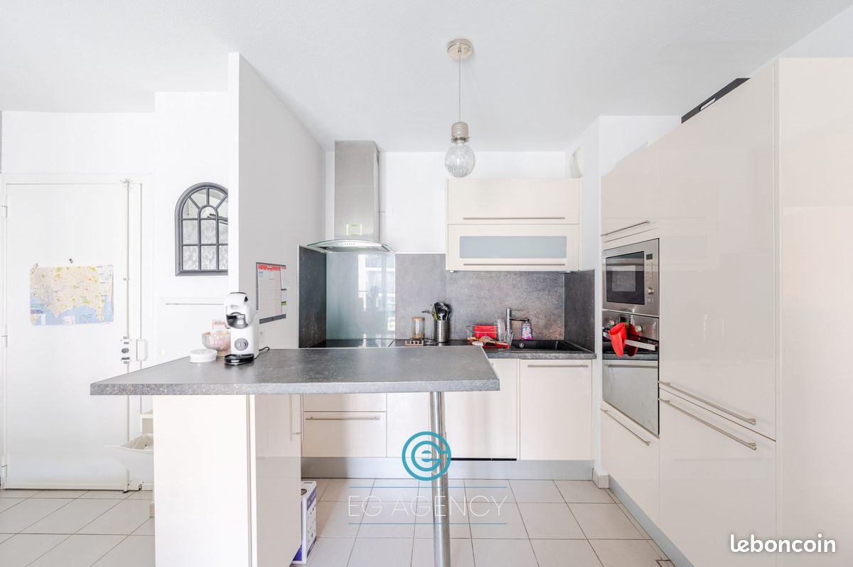 Appartement à louer, 60m², Marseille 10ème