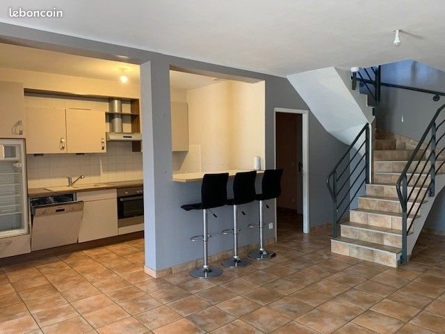 Maison à louer, 190m², Vassincourt