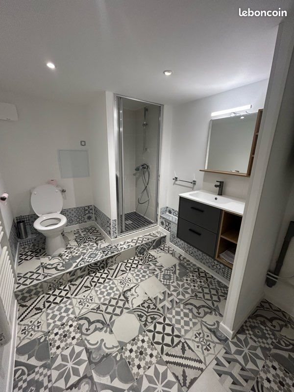 Appartement à louer, 69m², Mèze