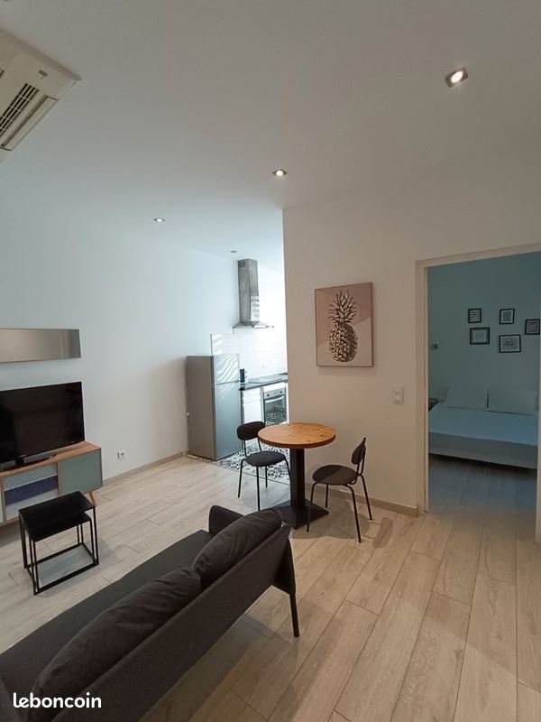 Appartement à louer, 34m², Nîmes