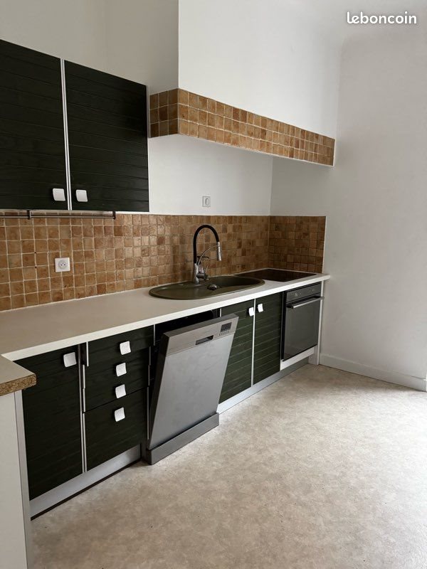 Appartement à louer, 120m², Gramat