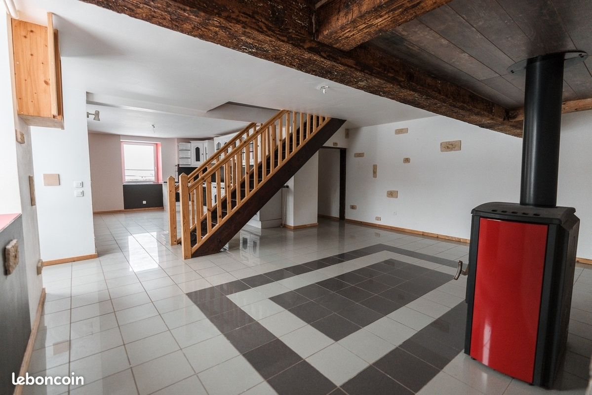 Appartement à louer, 197m², Supt