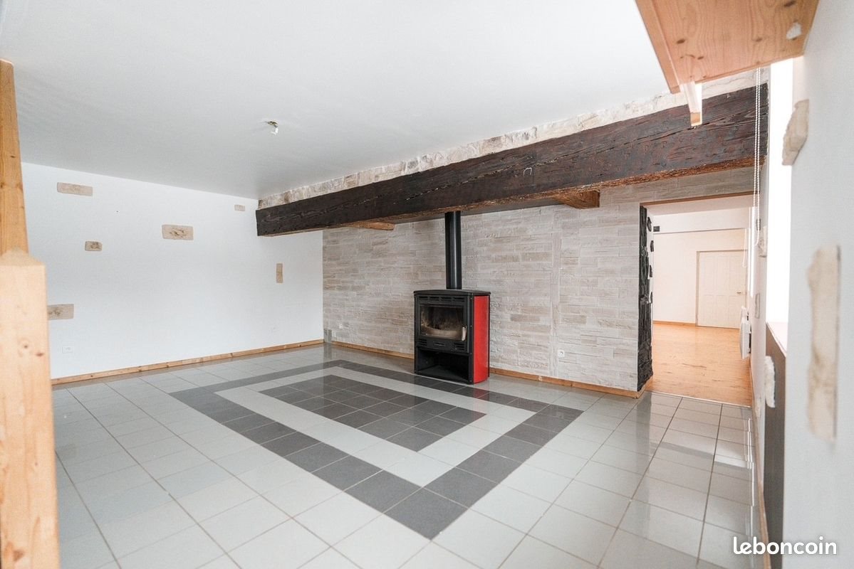 Appartement à louer, 197m², Supt