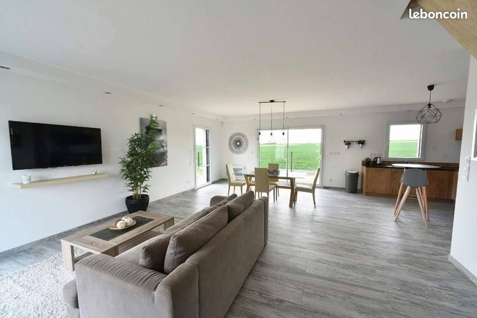 Maison à louer, 102m², Saint-Vit