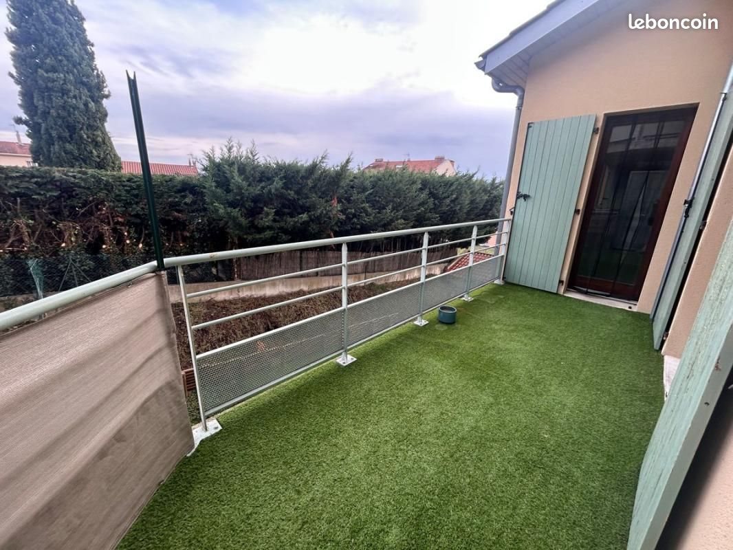 Appartement à louer, 65m², Saint-Romain-le-Puy