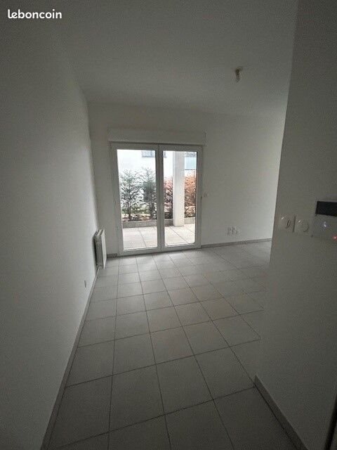 Appartement à louer, 30m², Lyon 8ème
