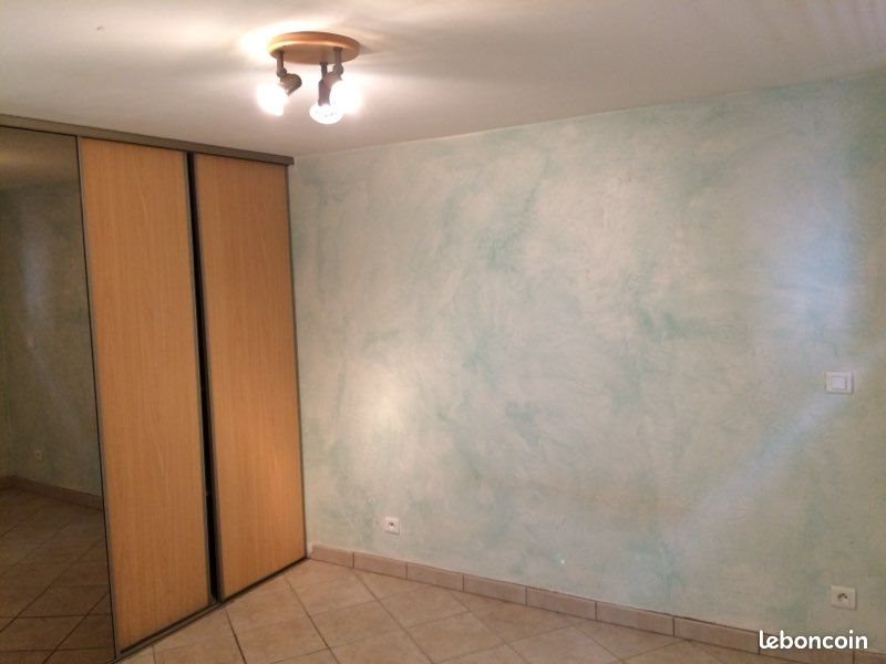 Appartement à louer, 45m², Saint-Georges-de-Mons