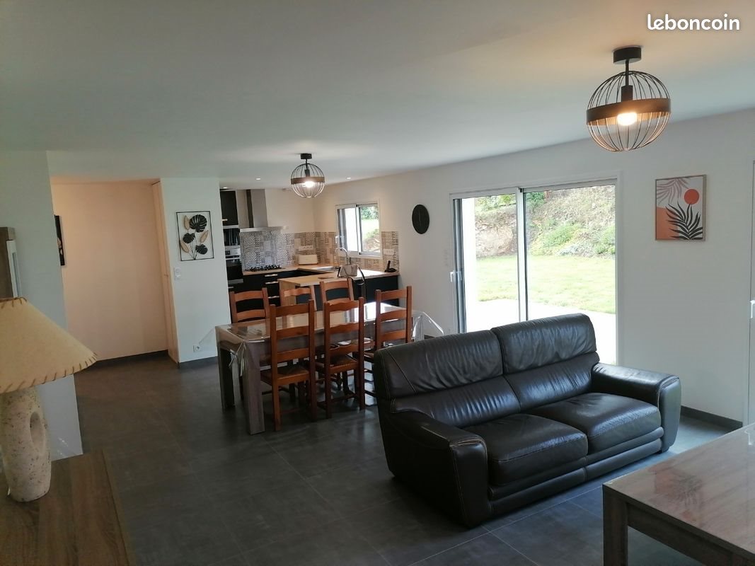 Maison à louer, 97m², Pluvigner