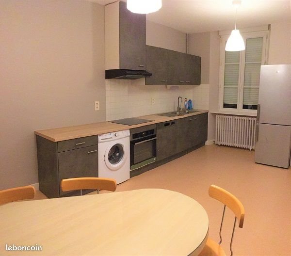 Appartement à louer, 100m², Aurillac